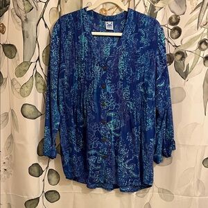 Batik blouse from a boutique in Capitola CA EUC 100% rayon made in Indonesia